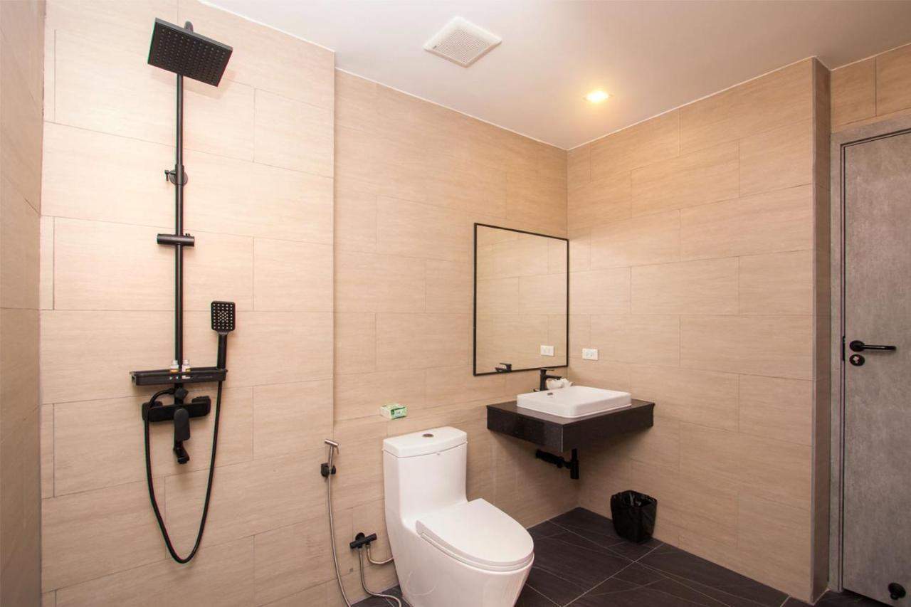Seed Boutique Hotel Bang Saen Bagian luar foto