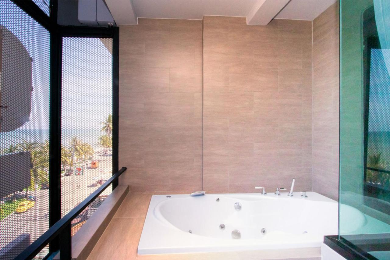Seed Boutique Hotel Bang Saen Bagian luar foto
